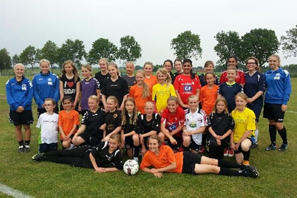 3F-spillere fra B1913 på gæstevisit hos fynsk landsbyklub