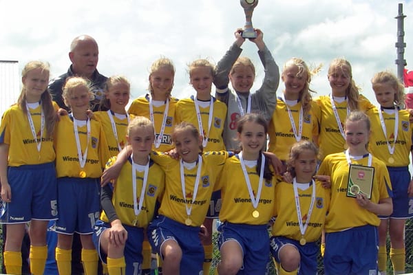 Hillerøds U13-piger vandt ”The Double”
