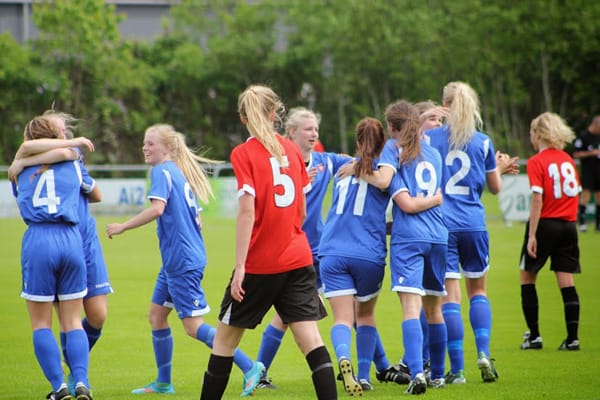 U18: Skovbakken og KoldingQ varmede op til finalen med sejre