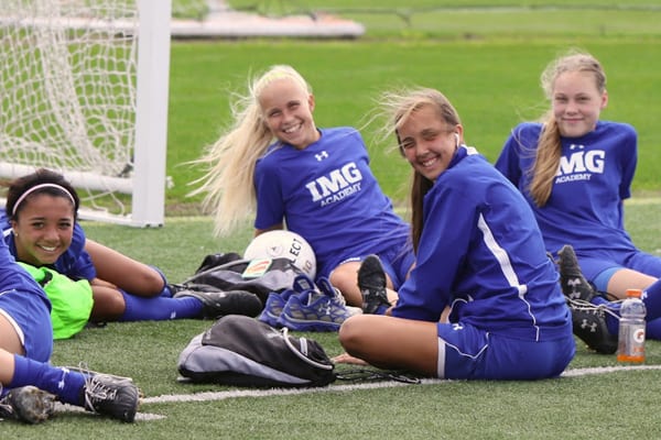 Olivia Runge IMG 8 NET