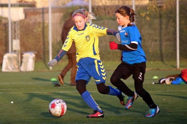 Vinterfodbold: FA Københavns U13-piger vandt tæt opgør mod Brøndby