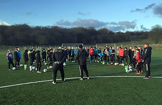 Træner med drenge frem til sæsonstart