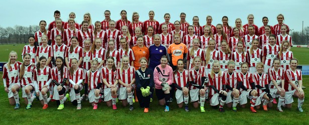 Oprykning og puljesejre til AaBs pige-kvinde-afdeling