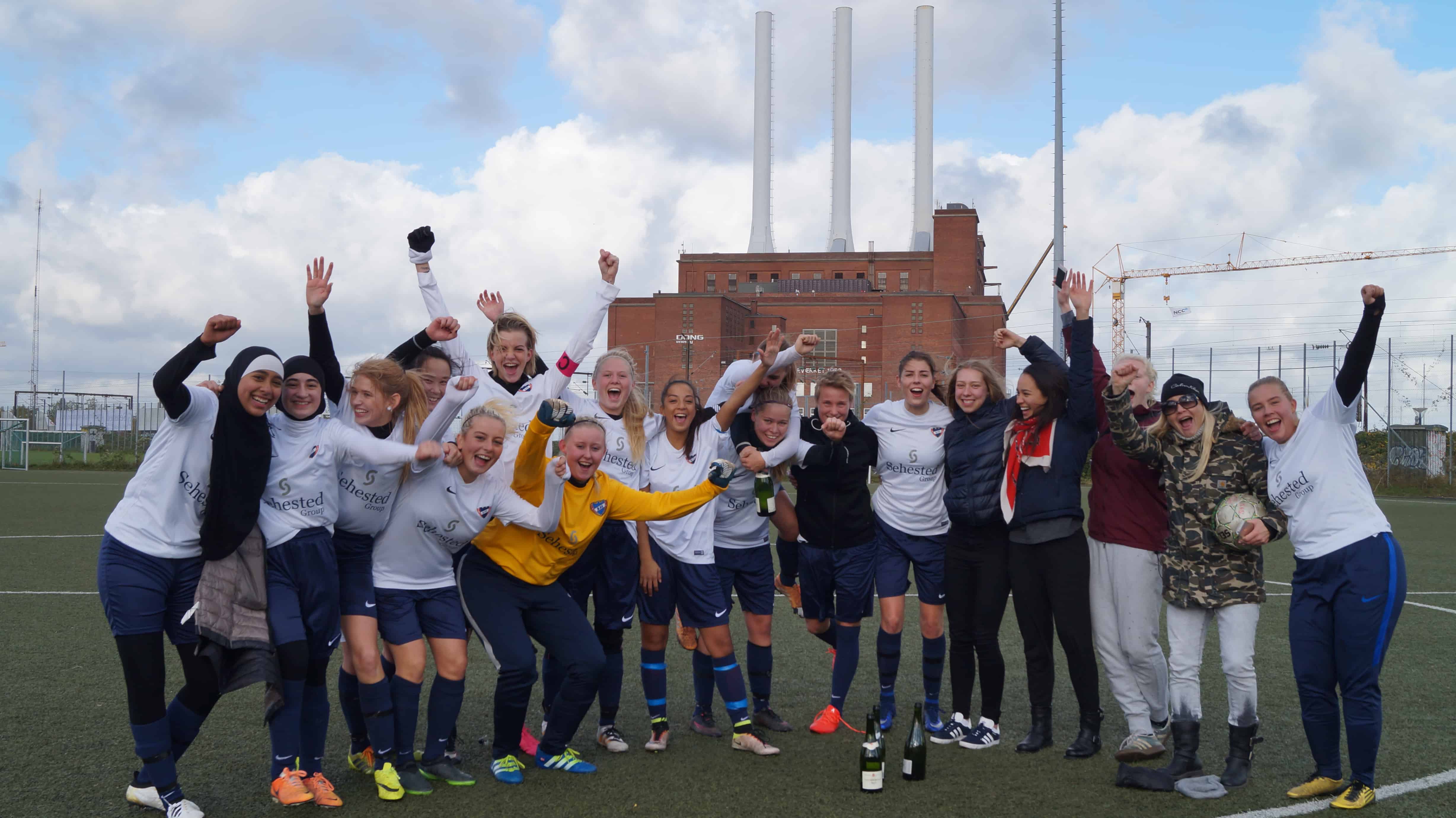 B.93 rykker op med 1. kvindesenior