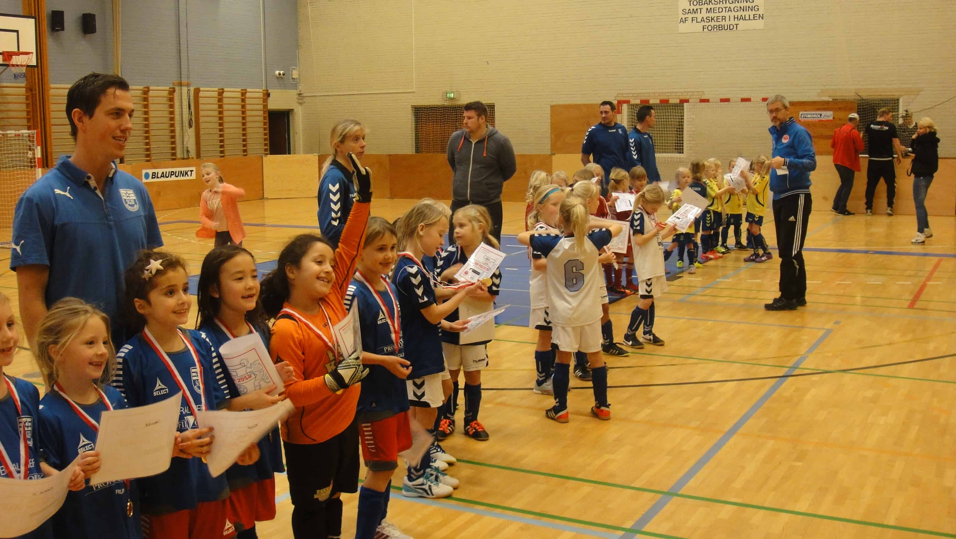 dsc08907 Glade deltagere fra BSF Pige Cup 2015