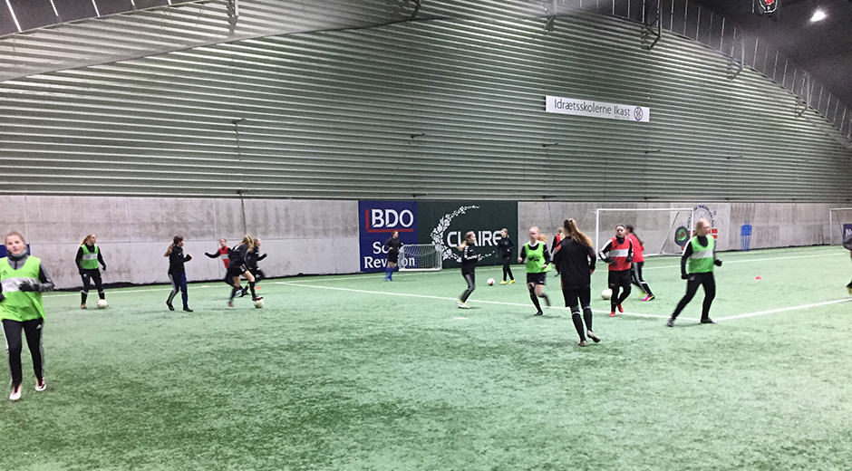 Vinter ingen forhindring for fodbold