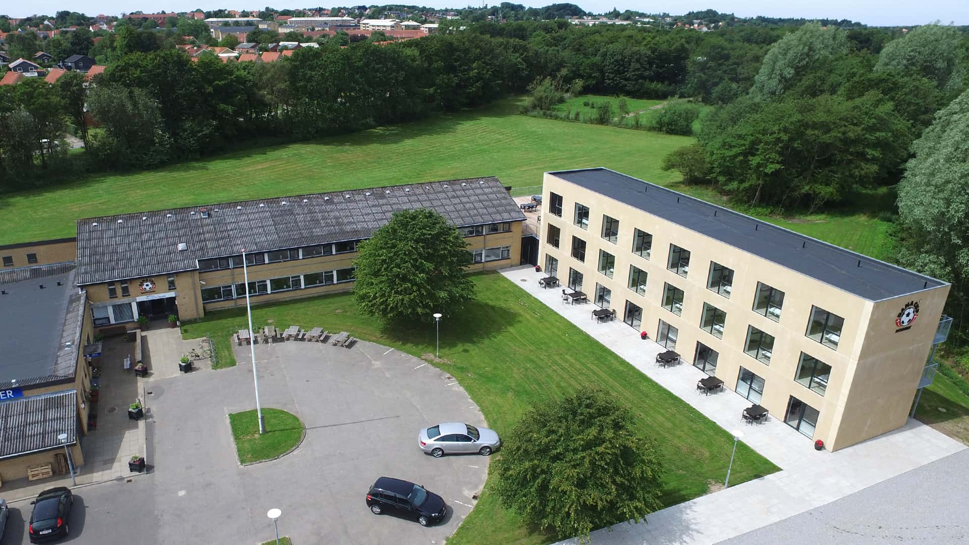 15 landsholdsspillere samlet under ét tag.