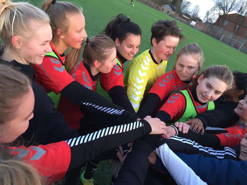 Stenhus Gymnasium kombinerer skole og fodbold på højt plan