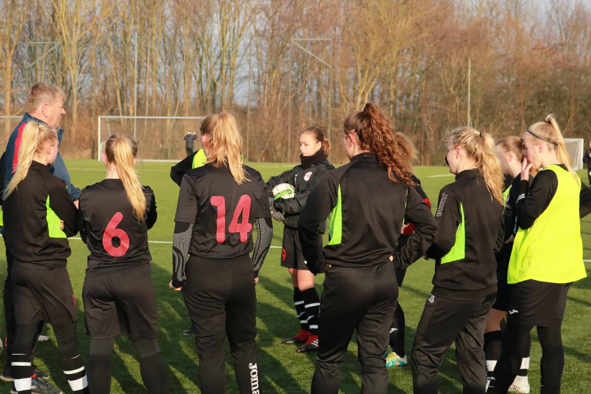 Flot BSF mål i velspillet træningskamp