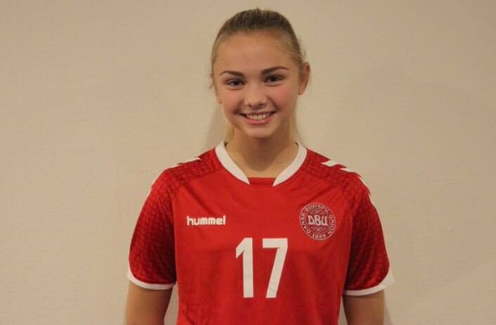 Hattrick af Sofie Lundgaard sikrede storsejr til AaB