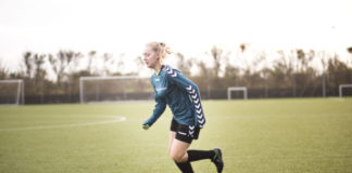 11 ting kun fodboldpiger fra Lyngs forstår
