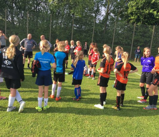 Fodboldglade piger fra omegnsklubberne er vilde med talenttræningen i Lyseng