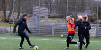 Efterskoletræneren: “Det er fantastisk at se de unge udvikle sig – som spillere og mennesker”