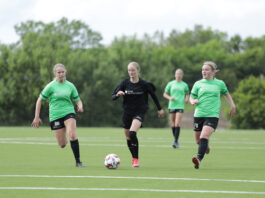 Ny kunstgræsbane indviet i Lyngs