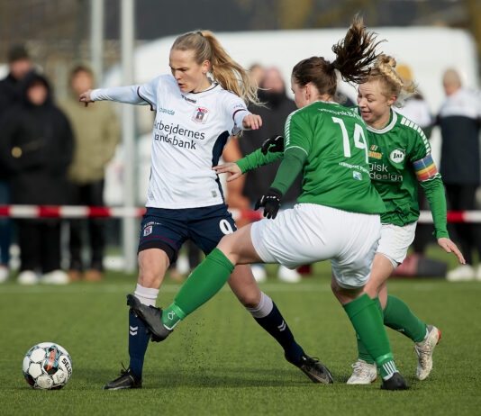 Trænermangel og smal trup tvang Aarhus-klub til at trække C-Ligahold