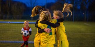 Få opfyldt fodbolddrømmene på Madsby Pige Cup