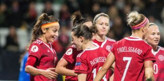 Johanna Rasmussen tager to år mere med landsholdet