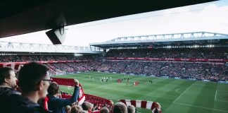 Oplev dit yndlings Premier League hold live