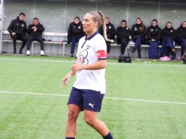 B. 93-anfører bevarer optimismen trods skuffende efterår