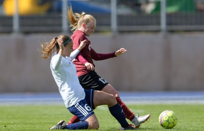 Fie Steenberg i aktion for OB Q