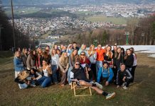 Fodbold, fællesskab og forbilleder: Oure-pigerne på træningslejr i Slovenien