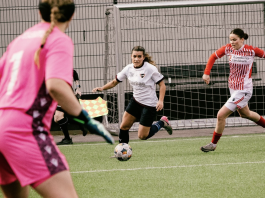 Debutant leverer assisten til matchvinderen i sen AaB-sejr